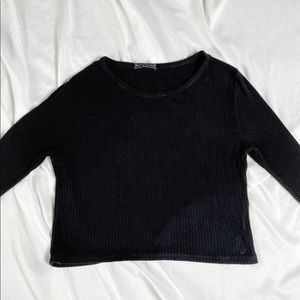 Brandy Melville Black Long Sleeve Crop Top